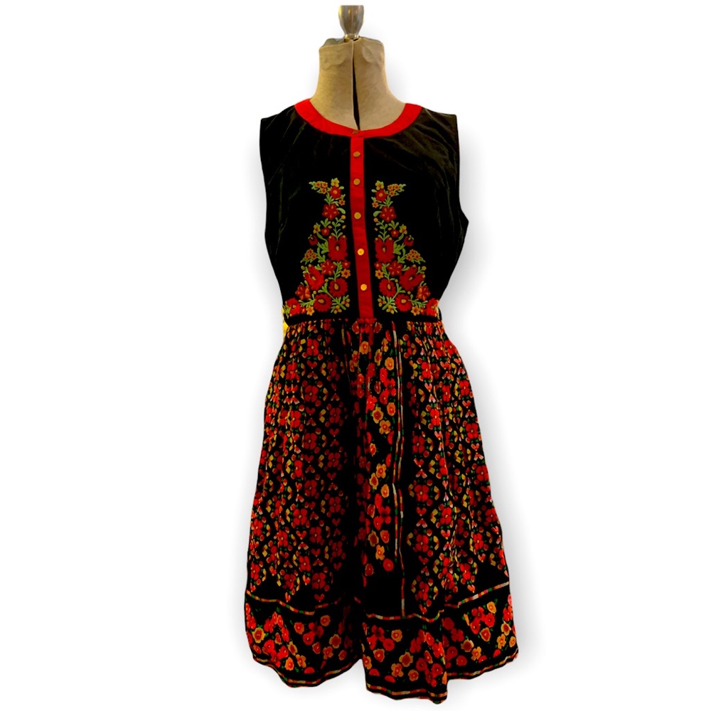 ModCloth A Conversation Masterpiece Black and Red Embroidered Dress